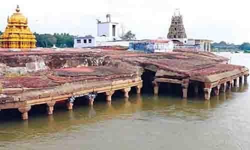 Adarkul ஆற்றுக்குள் கல் மண்டபம் கட்டியதன் ரகசியம்